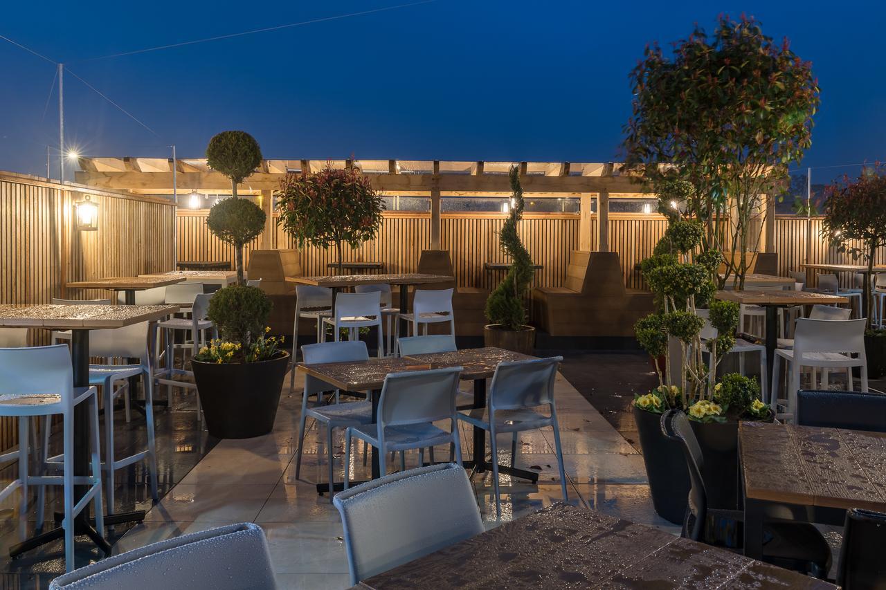 Hotel The John Russell Fox Wetherspoon Andover Exterior foto